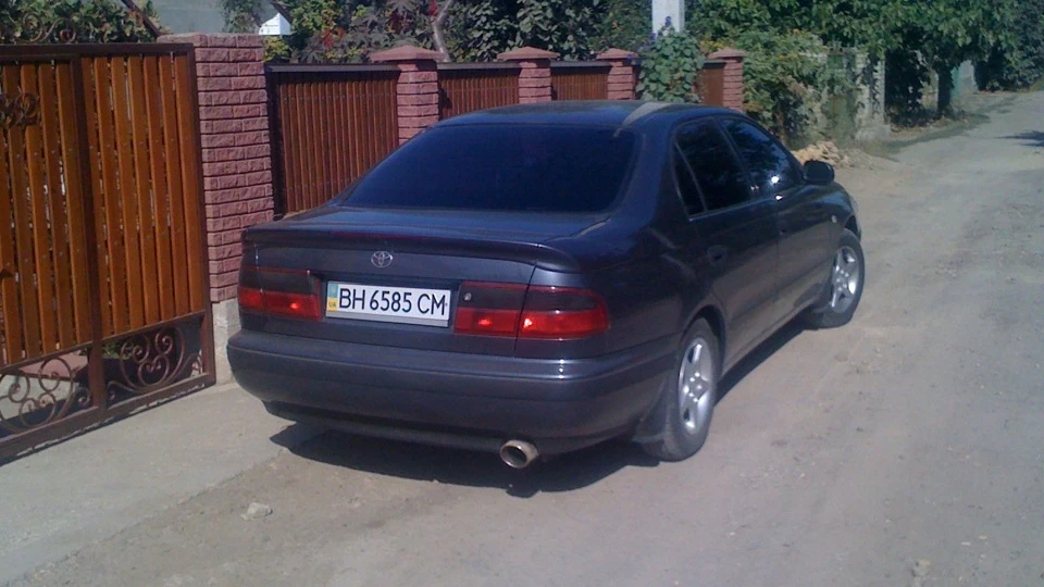 Toyota Carina E 1.6 2