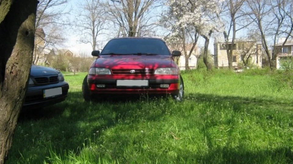 Toyota Carina E 2.0 GLI Japan 5