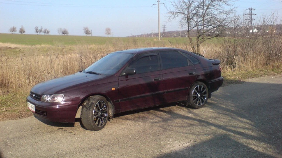 Toyota Carina E 2.0 GLI 3