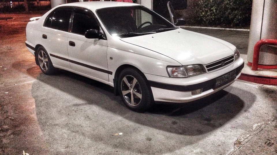 Toyota Carina E Англійка GLI 2