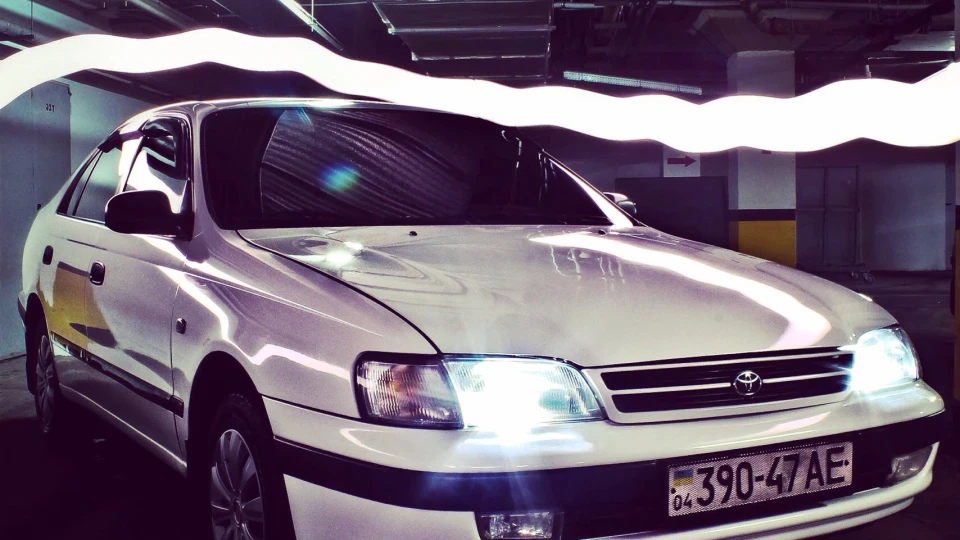 Toyota Carina E Англійка GLI 4