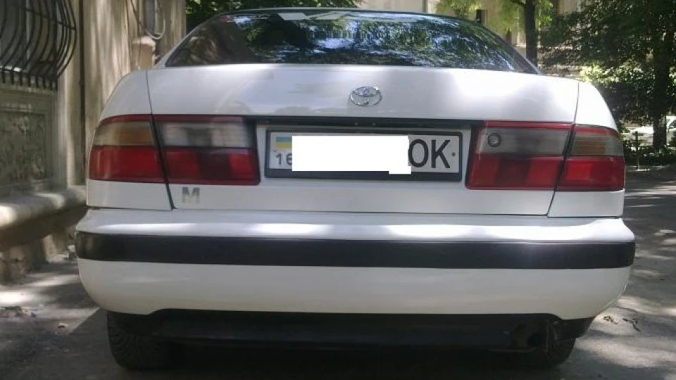 Toyota Carina E білизна 2.0 4