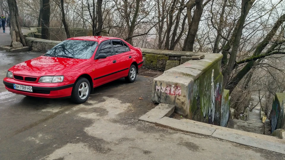 Toyota Carina E Краснуха 2
