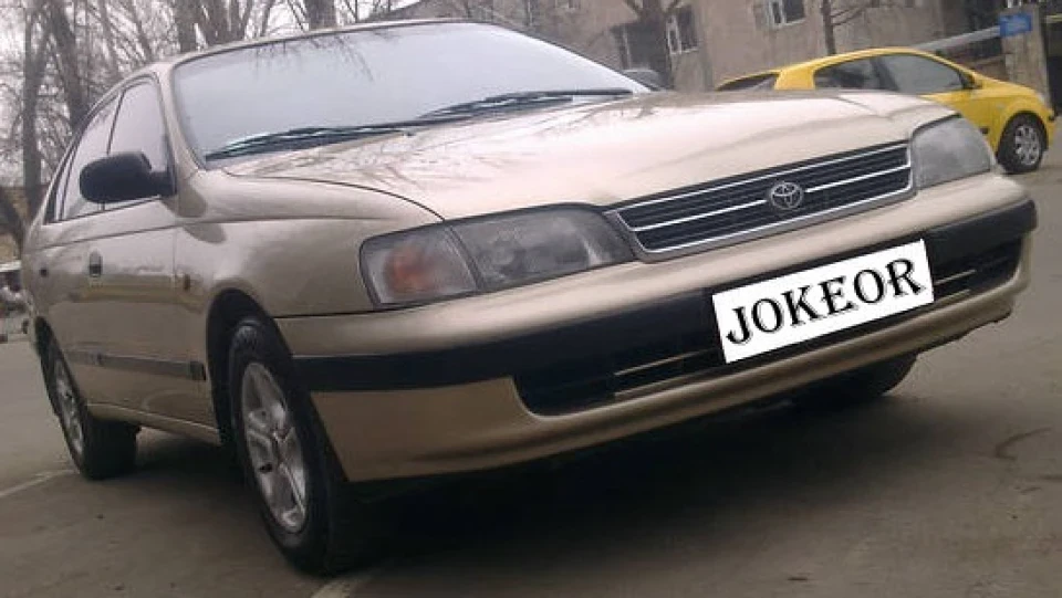 Toyota Carina E Машина Золото! 2