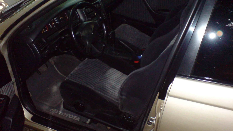 Toyota Carina E моє золотце 2