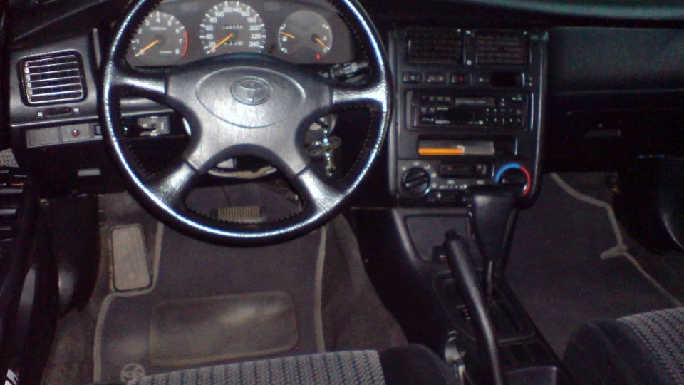 Toyota Carina E моє золотце 3