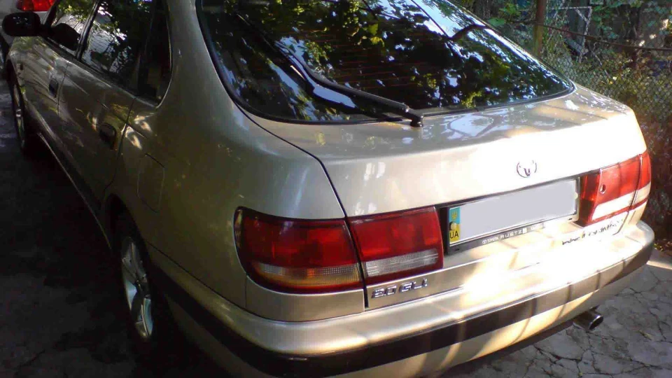Toyota Carina E моє золотце 5