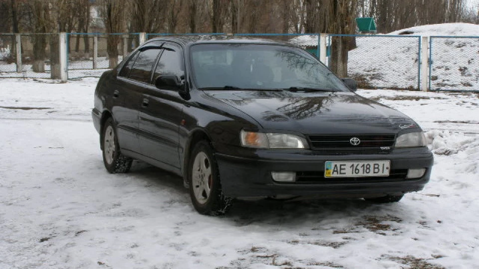 Toyota Carina E мій чорний Lексус 5