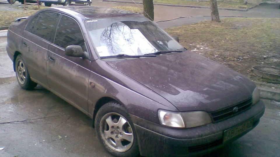 Toyota Carina E YOTA 5