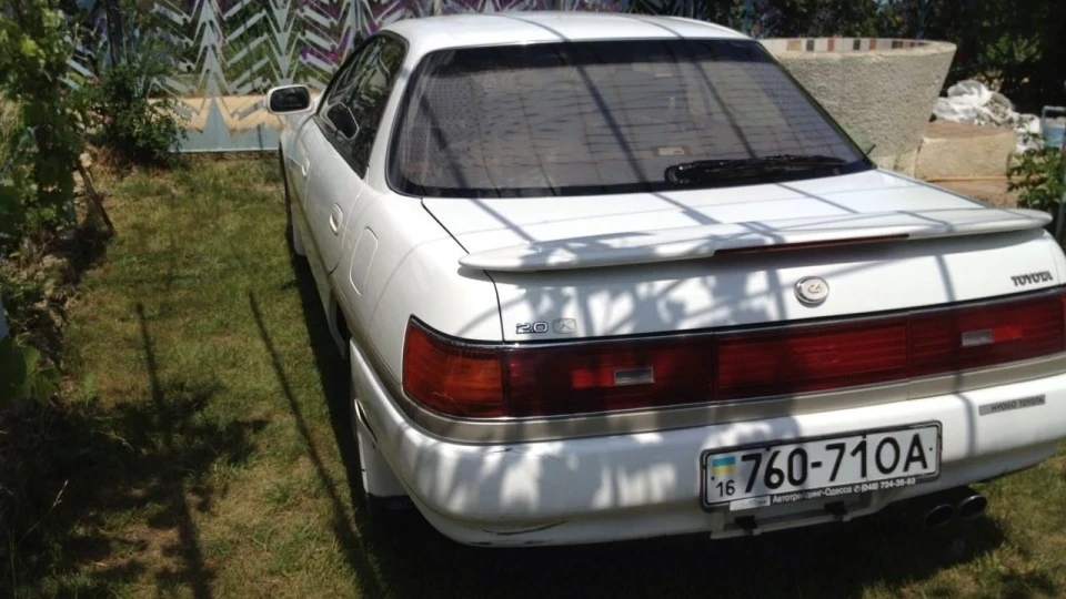 Toyota Carina ED 3