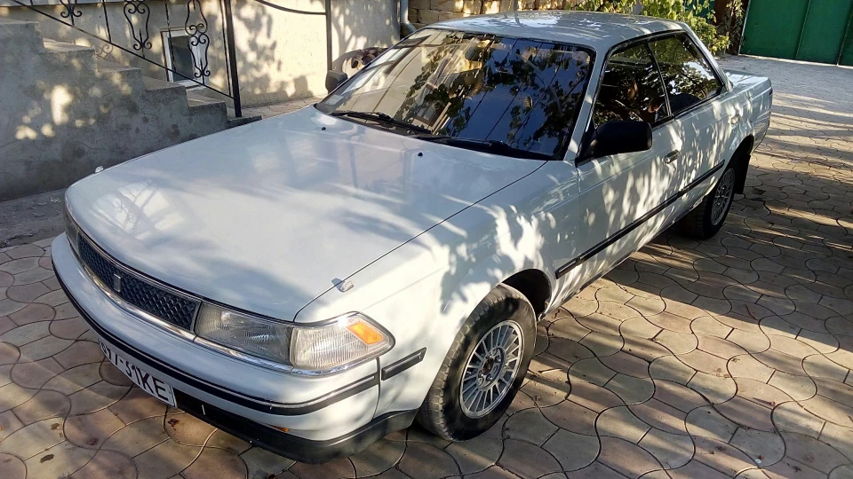 Toyota Carina ED