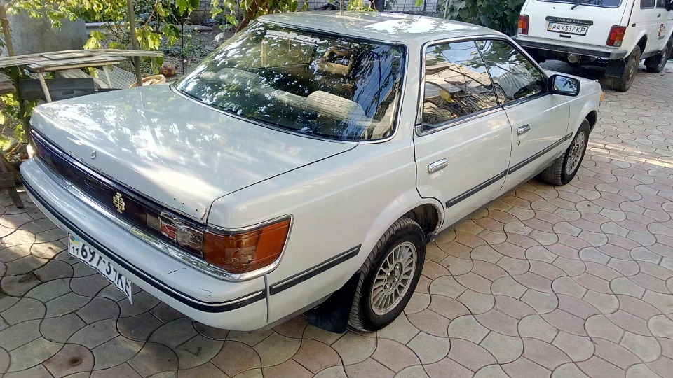 Toyota Carina ED 4