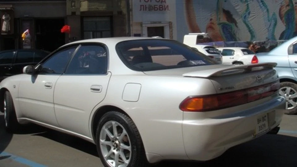 Toyota Carina ED Біла перлина 3