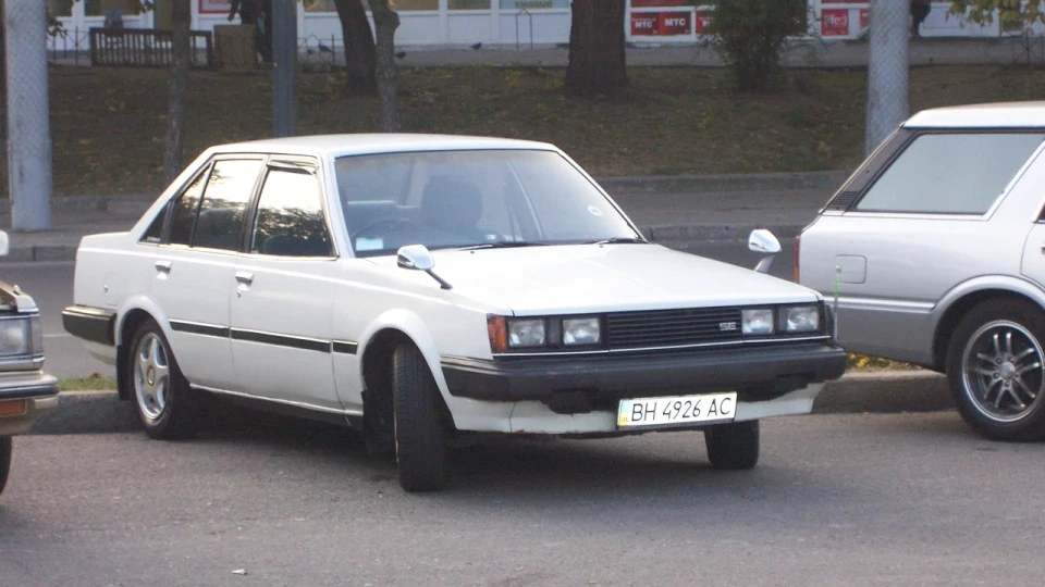 Toyota Carina 🇯🇵 5