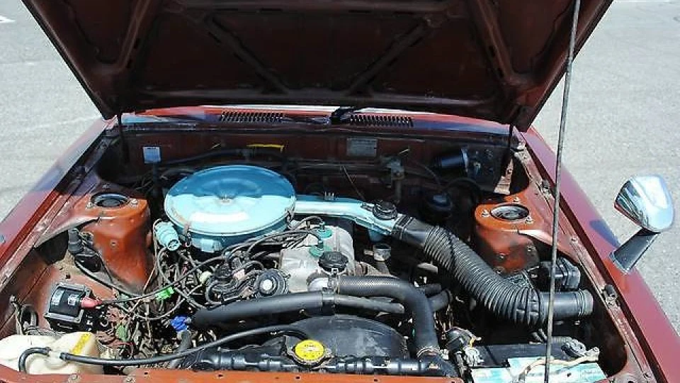 Toyota Carina 5