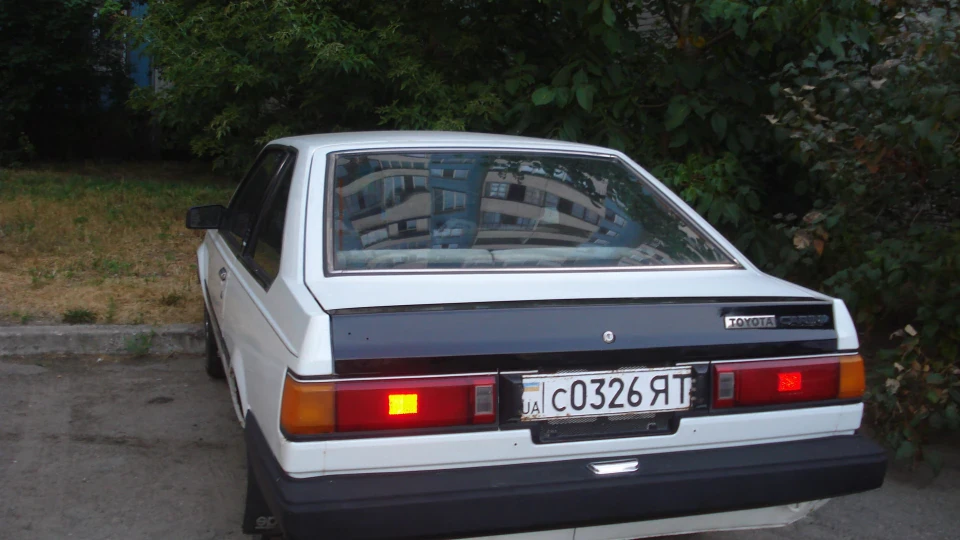 Toyota Carina 2