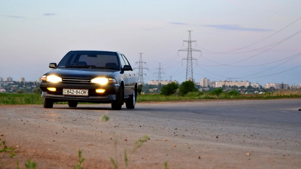 Toyota Carina 2