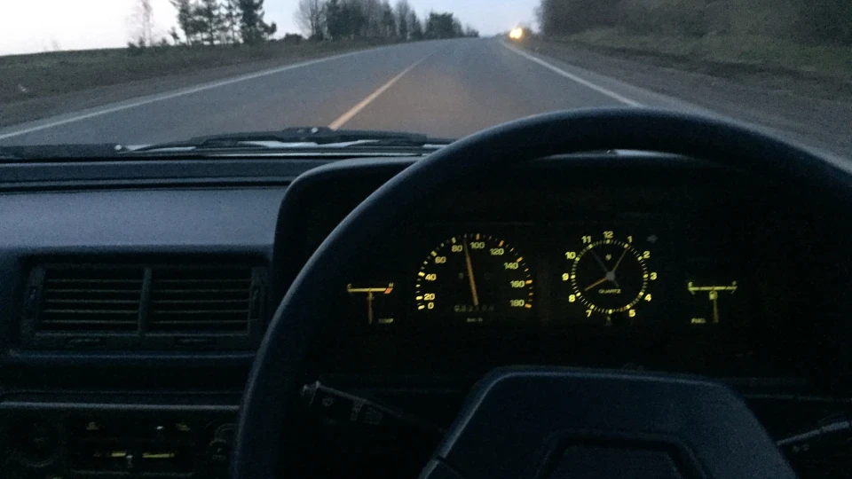 Toyota Carina 3