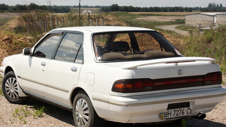 Toyota Carina ホワイトレディ 2