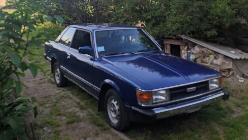Toyota Carina 2 door sedan(European) 4