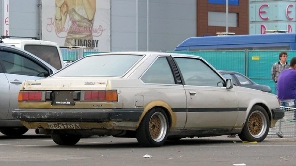 Toyota Carina AA60 Coupe