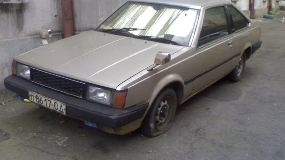 Toyota Carina AA60 Coupe 2