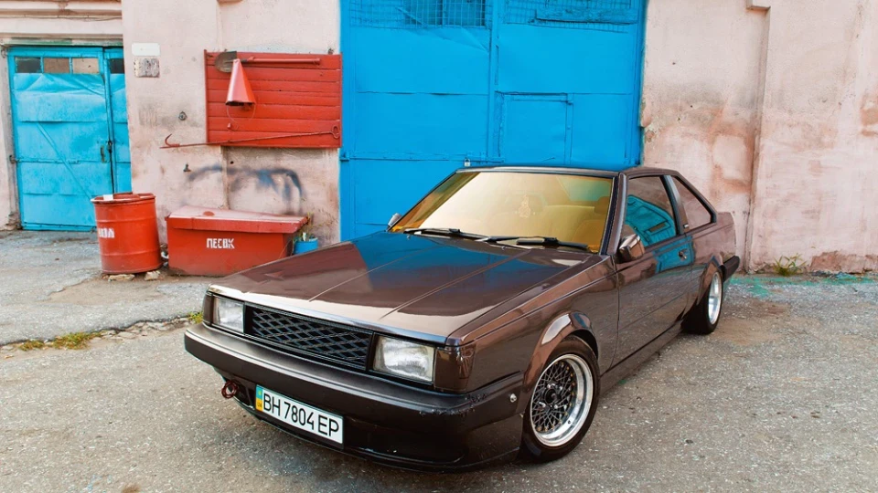 Toyota Carina Coupe AA60 4