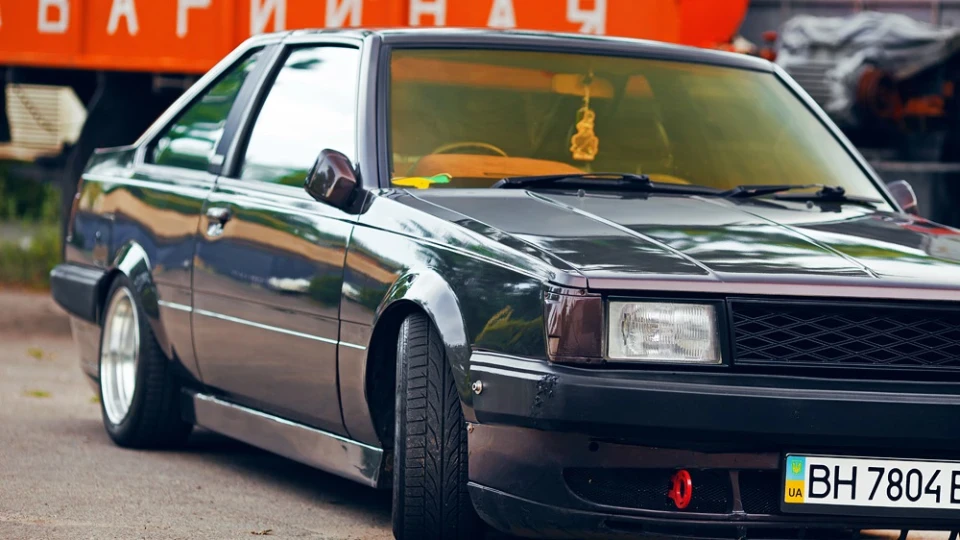 Toyota Carina Coupe AA60 5
