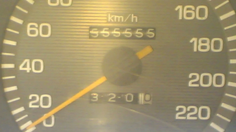 Toyota Carina мокрий асфальт 1.6 інжек 2