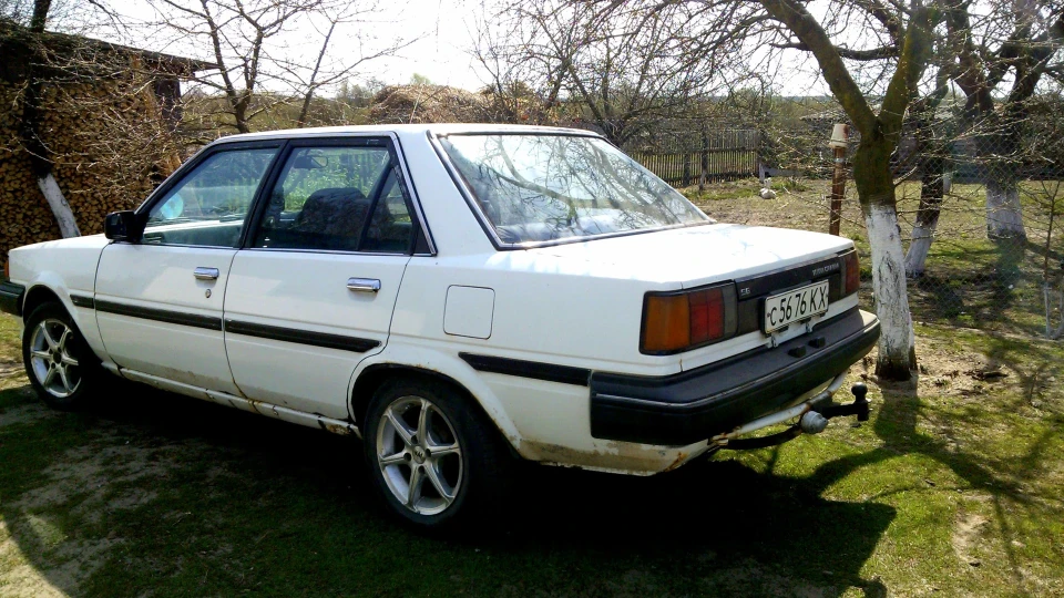 Toyota Carina SG 2