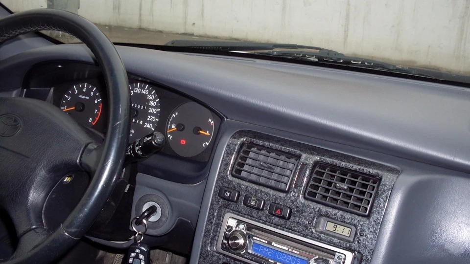 Toyota Carina Silver bullet 4