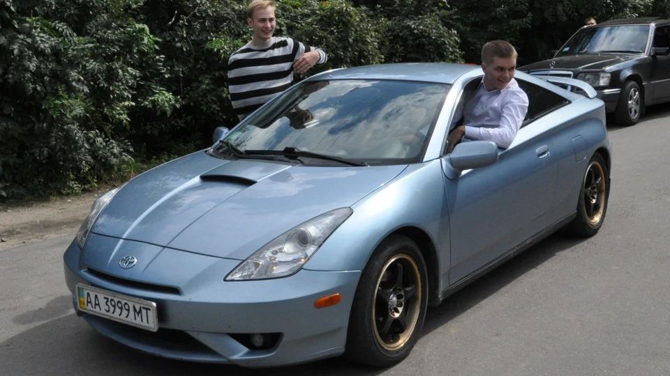 Toyota Celica 1ZZ-FE 3