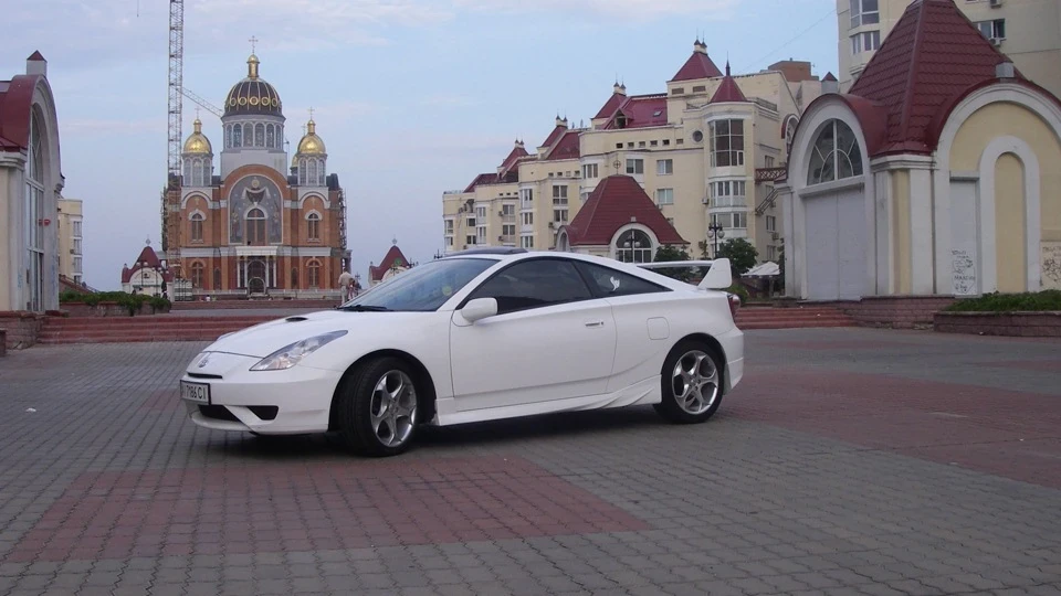 Toyota Celica GTS 2