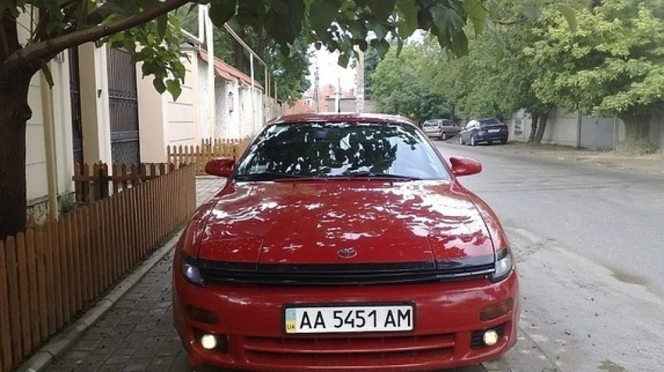 Toyota Celica Червона Улюблена Перша