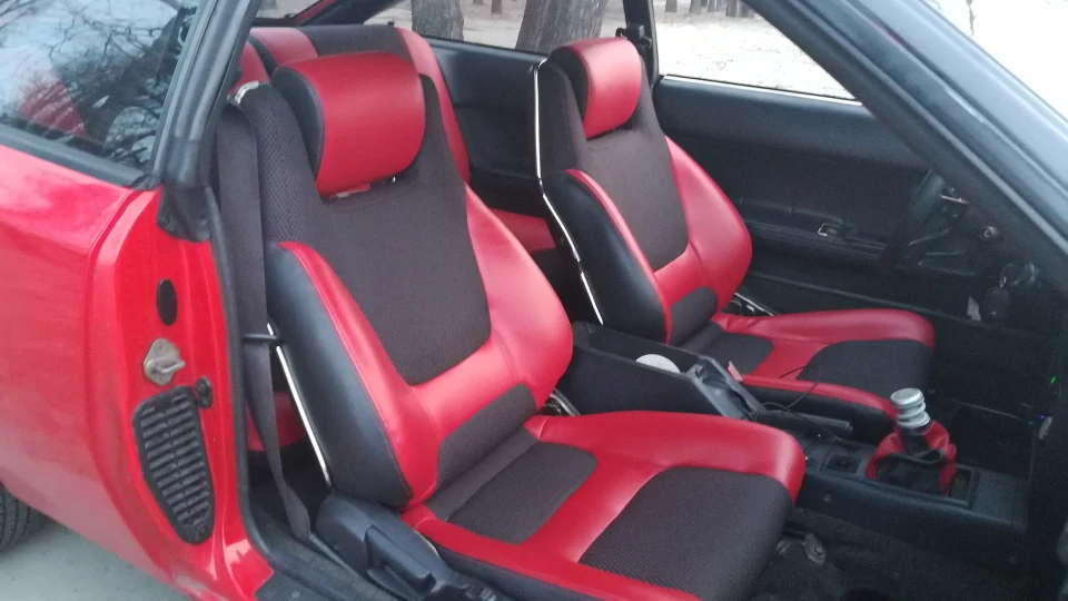 Toyota Celica T160 GT 2