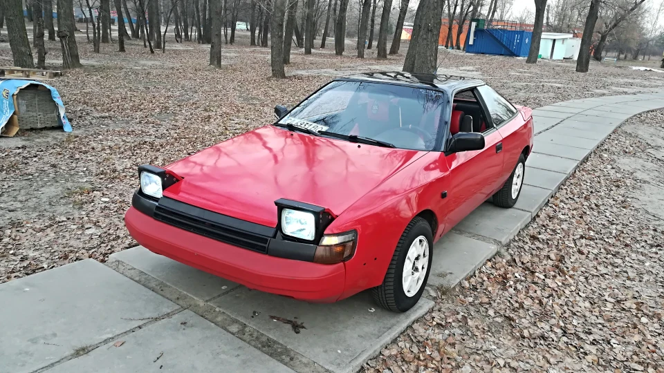 Toyota Celica T160 GT 5