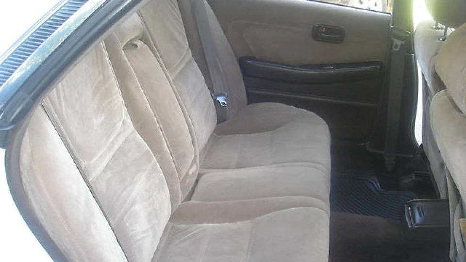 Toyota Chaser Білий чай 5