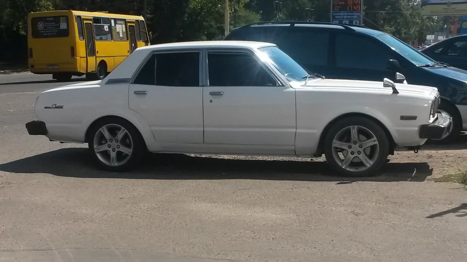 Toyota Chaser Старий Переслідувач