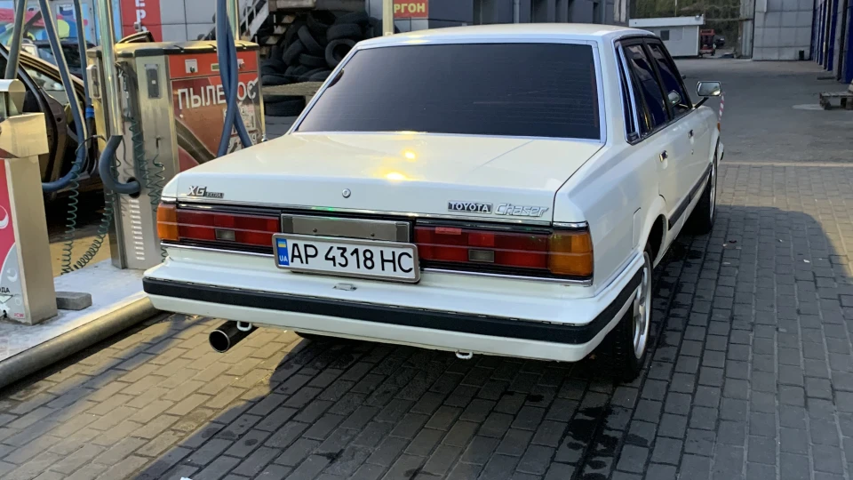 Toyota Chaser sx60 5