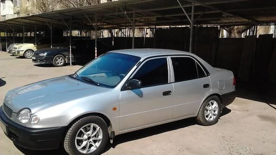 Toyota Corolla 2
