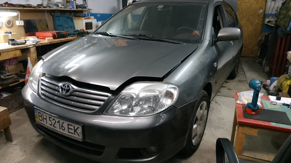 Toyota Corolla 2
