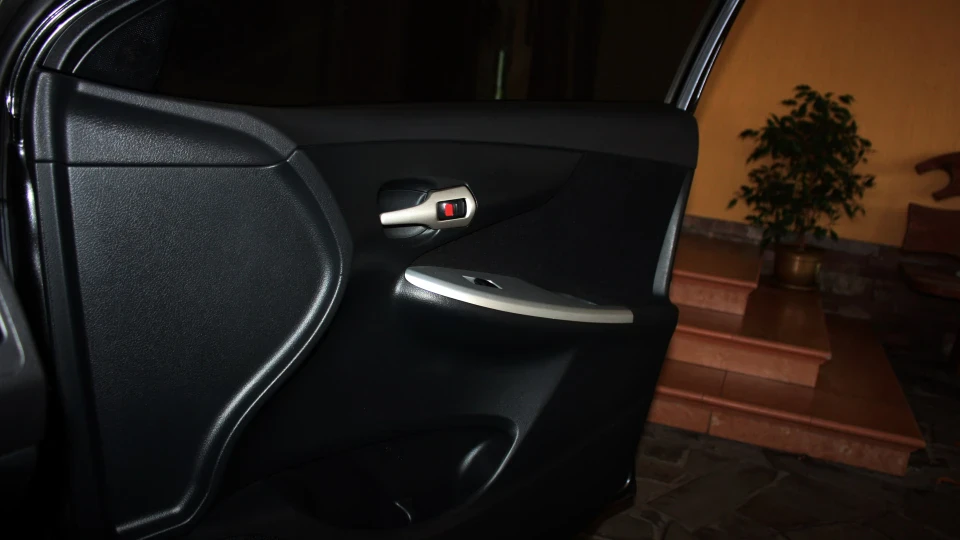 Toyota Corolla 4