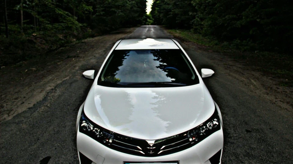 Toyota Corolla 2