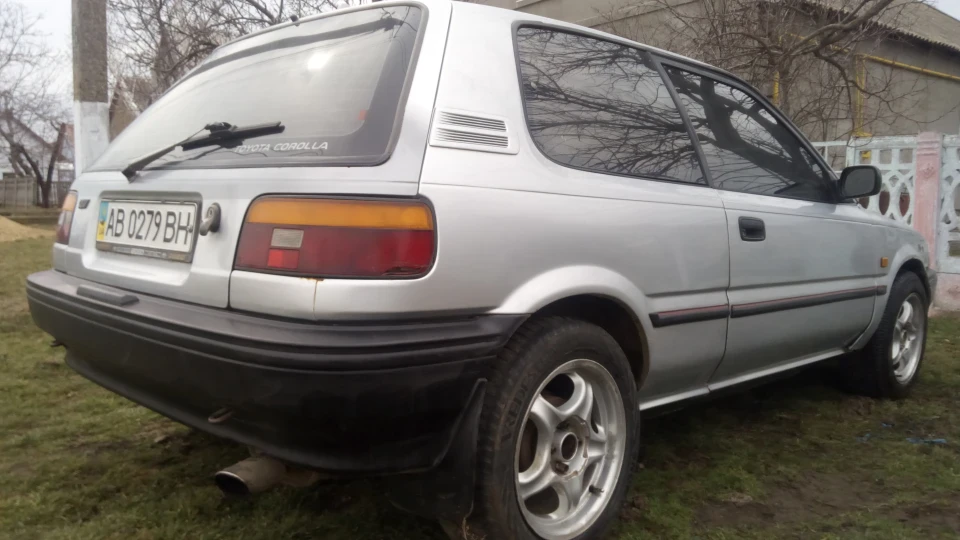 Toyota Corolla 4