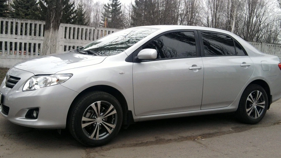 Toyota Corolla 2