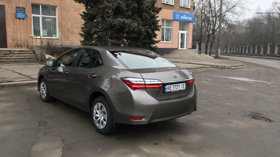 Toyota Corolla 2