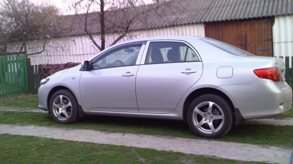 Toyota Corolla 2
