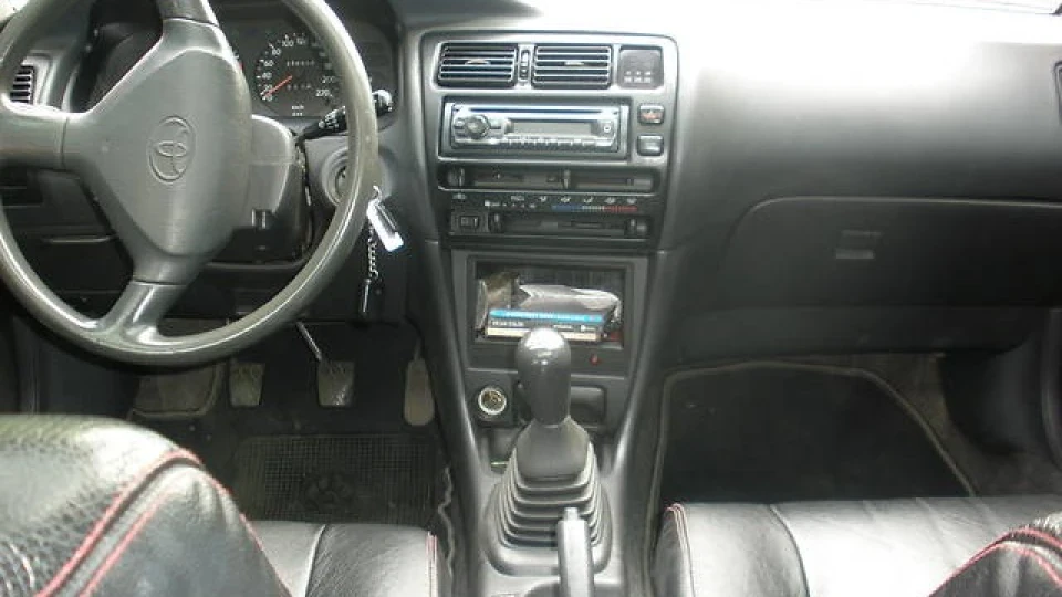 Toyota Corolla 4