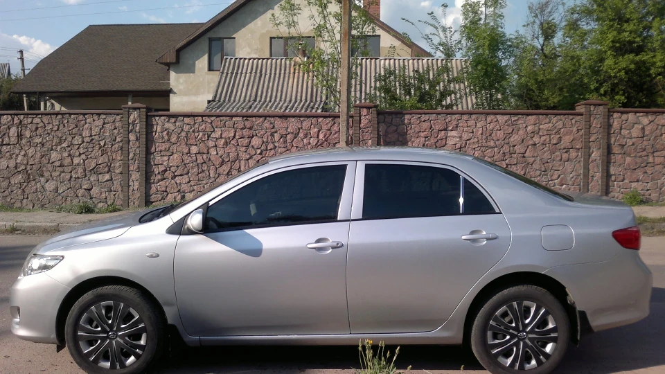Toyota Corolla 2