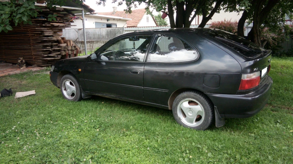 Toyota Corolla 2